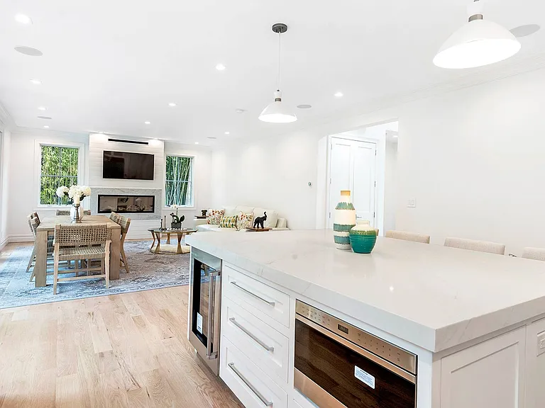 28 Dartmouth Rd — Photo 10