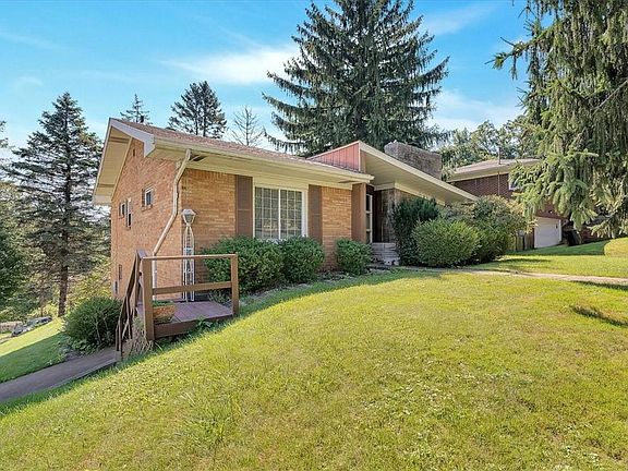 2nd image of 2872 Orlando Pl