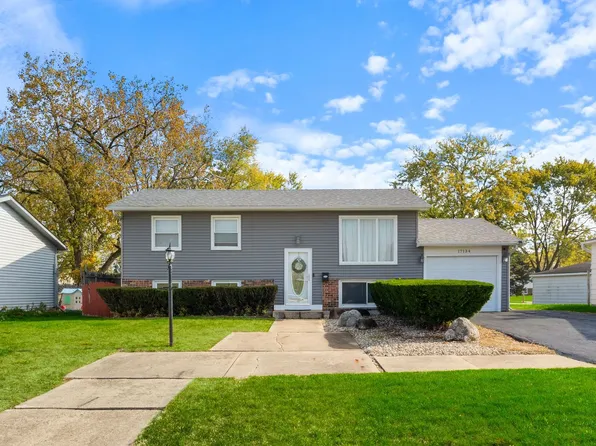 17134 Orchard Ln, Country Club Hills, IL 60478