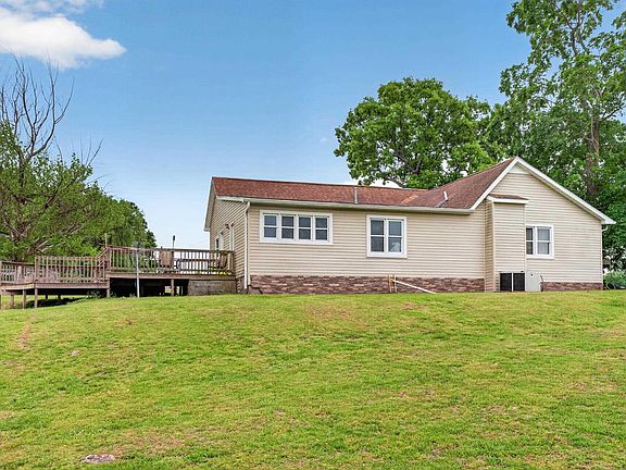 3rd image of 318 Brasher Rd