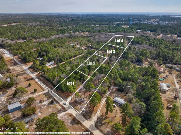 413-421 Buds Lane, Hampstead, NC 28443