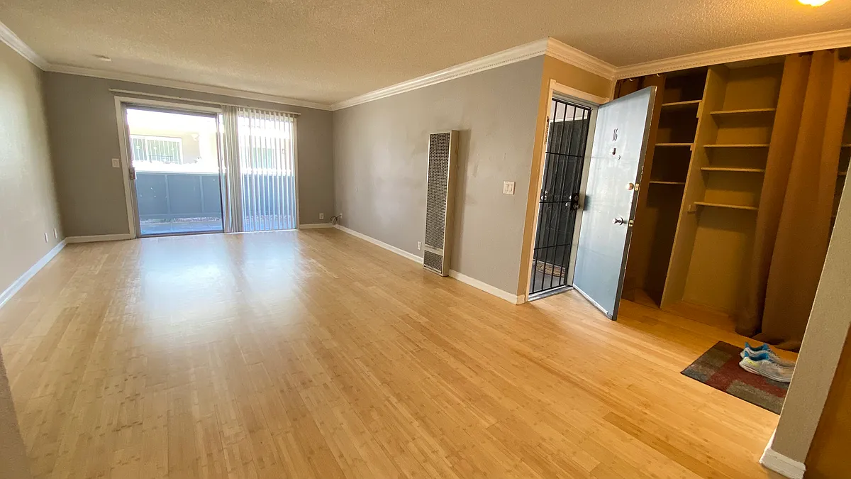 Building Photo - 38228 Paseo Padre Pkwy #16