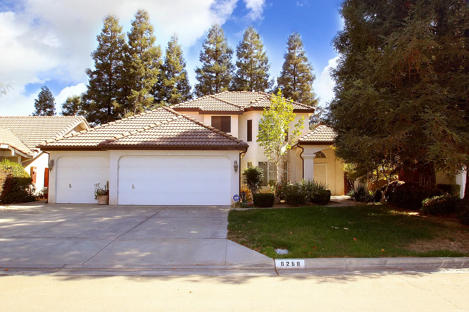 6268 N Alva Ave photo 1