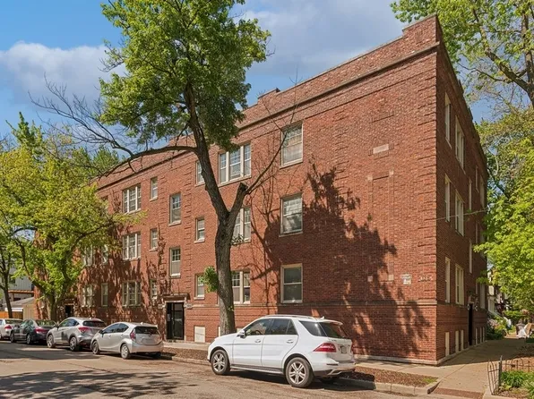 3420 N Wolcott Ave #2, Chicago, IL 60657