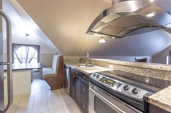 1 bed, 1.0 bath, 795 sqft, $1,500 — Photo 4