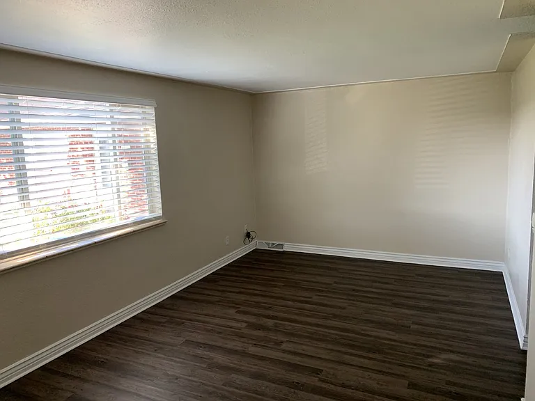 1 bed, 1.0 bath, 620 sqft, $1,400 — Photo 2