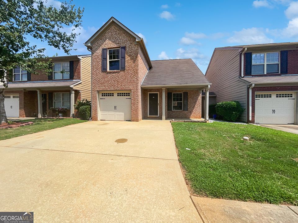 1st image of 313 Lauren Dr