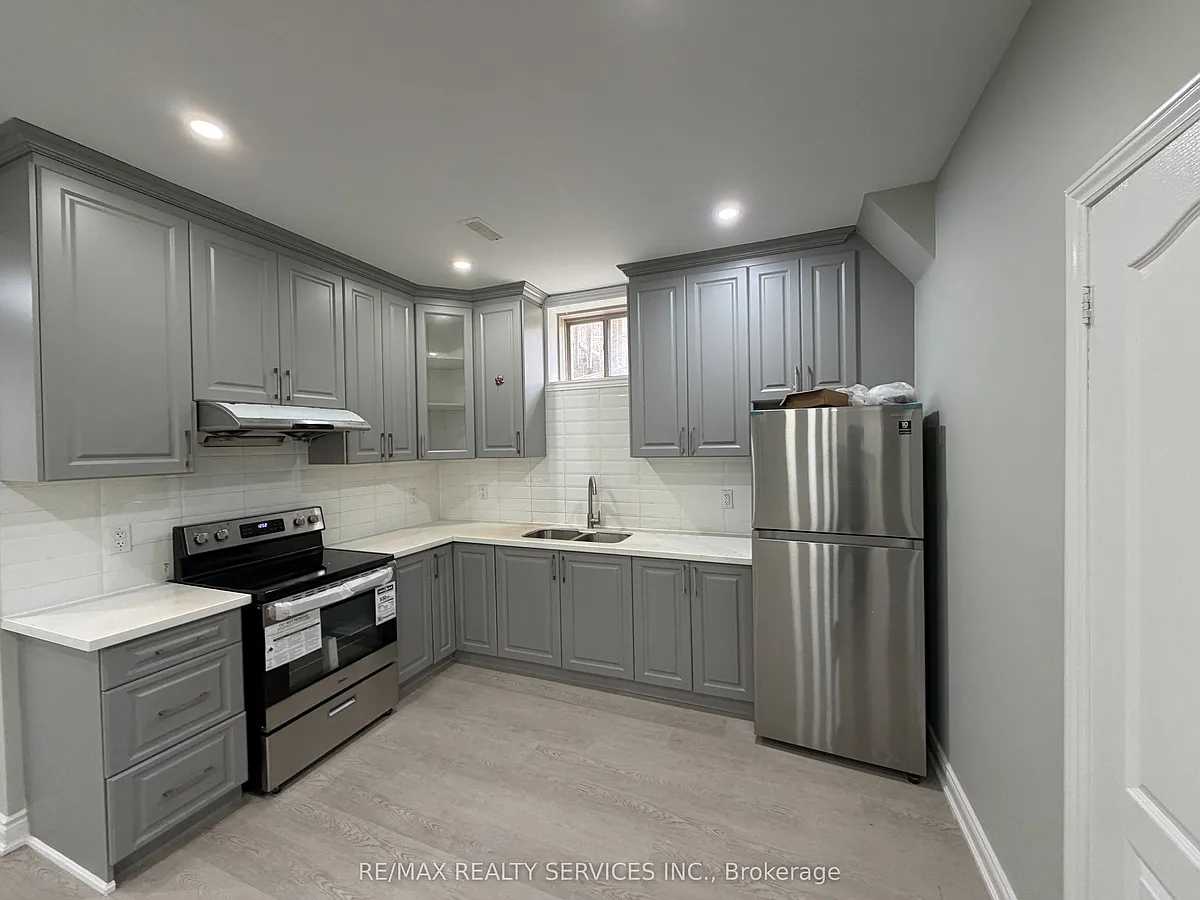 Building Photo - 4 Lyle Way #LOWER