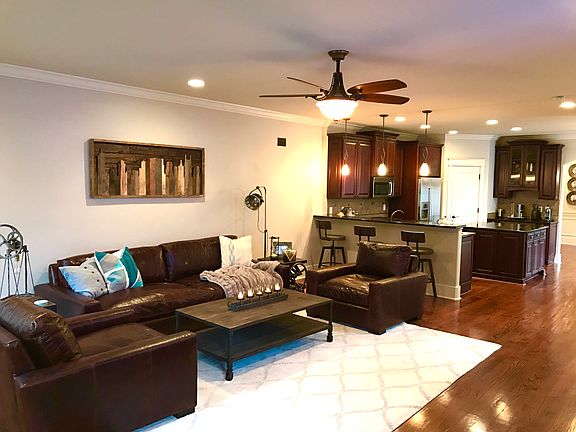 Bose speakers built in