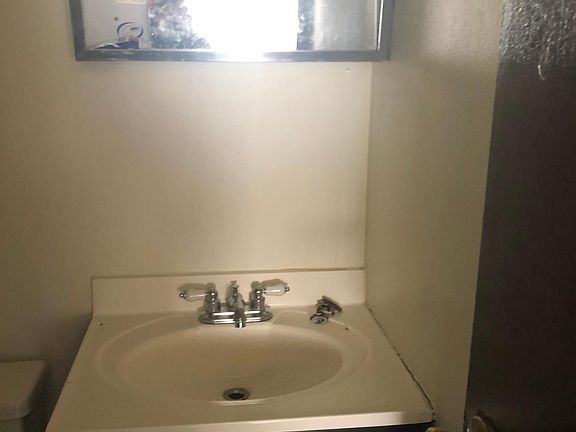 3rd image of 1737 W Chariot Ct #3A