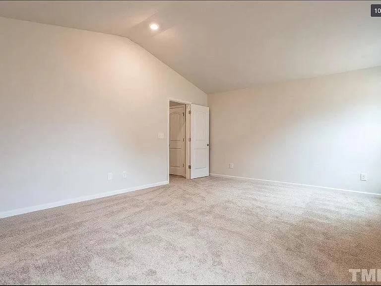 335 Windbreak Ln — Photo 13