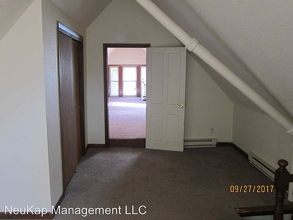 5th image of 901A E Clarke St