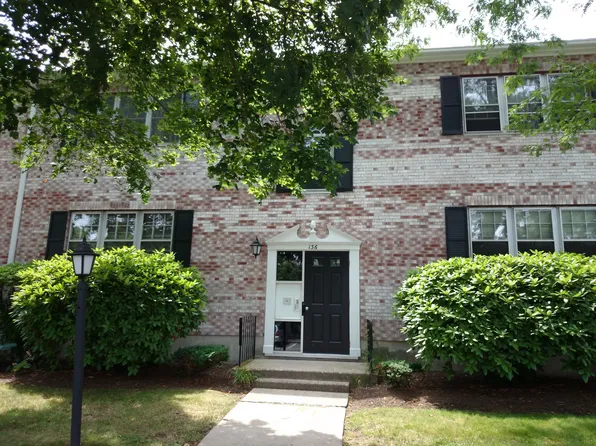 136 Lake Shore Rd APT 4, Brighton, MA 02135
