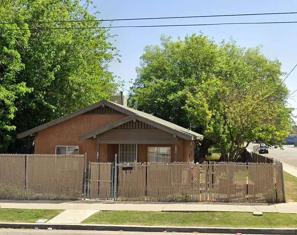 2 bed, 720 sqft, $1,595 — Photo 1
