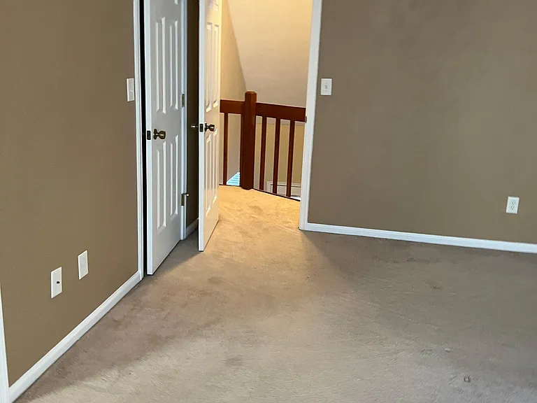 3701 Castlewood Dr — Photo 10