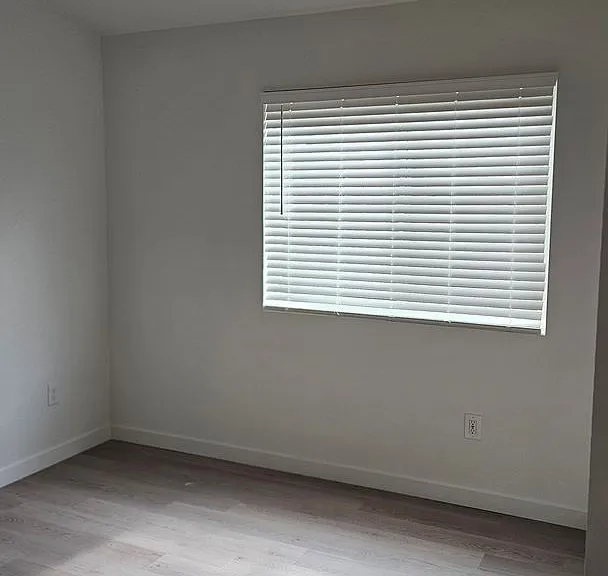 376 Marna Dr — Photo 16