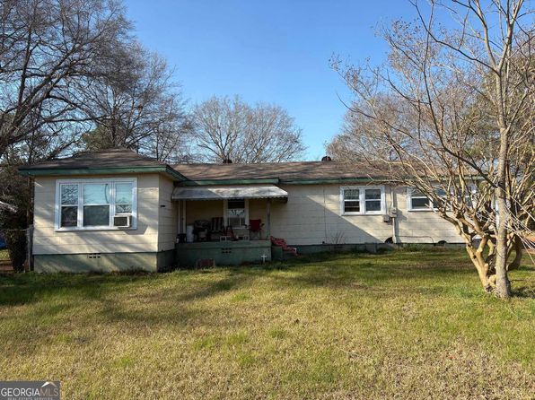 102 W County Rd, Thomaston, GA 30286