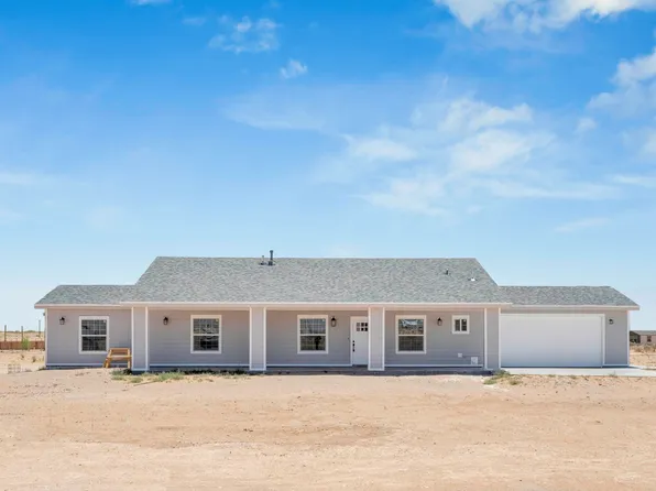 1380 Arasian Desert Dr, Chaparral, NM 88081