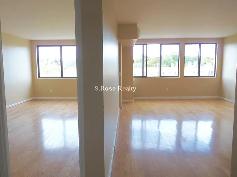 1731 Beacon St #514 — Photo 11