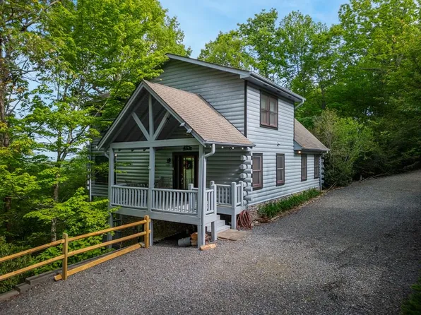 145 Hoot Owl Rdg, Morganton, GA 30560