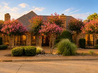5719 Covehaven Dr, Dallas, TX 75252