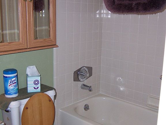 4th image of 3409 Glen Village Ct