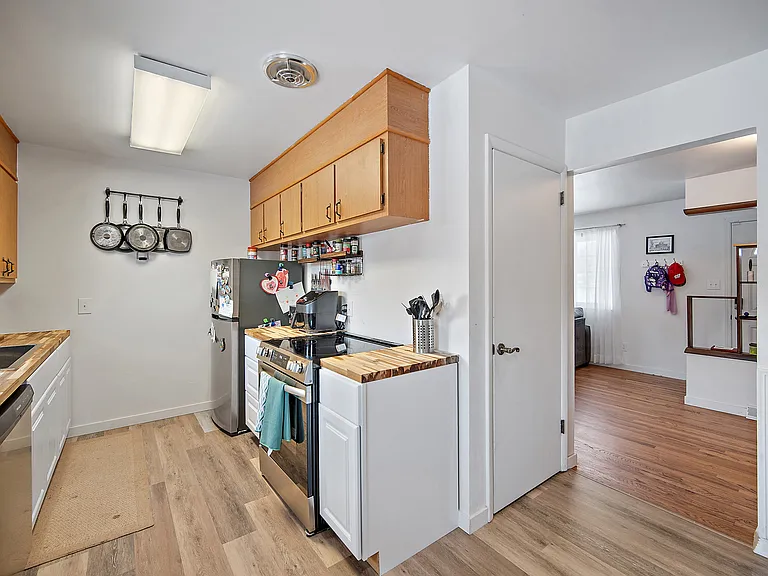638 Dove Pl — Photo 13