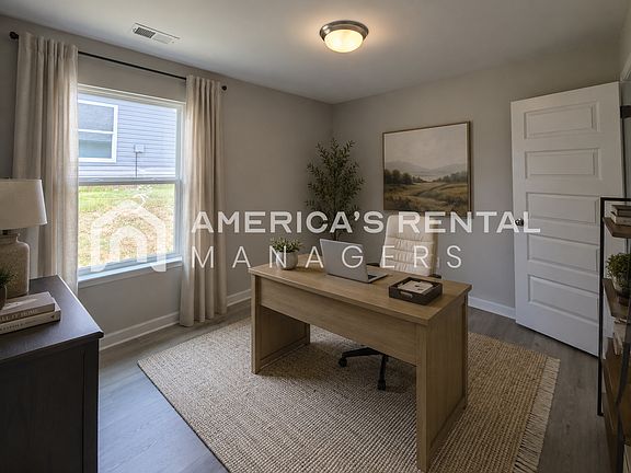 3rd image of 10303 Bramlett Way
