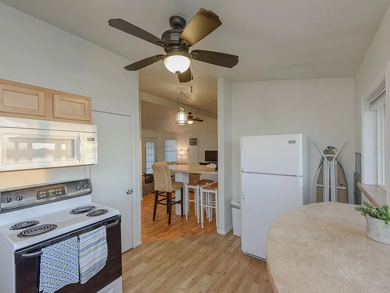 12185 Mimosa Ln — Photo 11