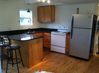 9 Ocean St #B, Rockland, ME 04841