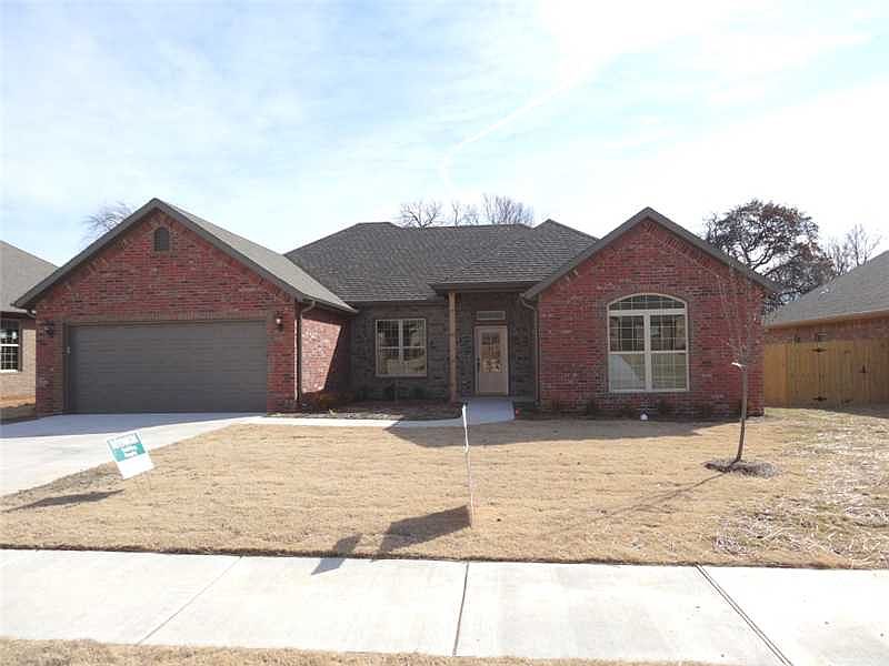 1st image of 3401 SW Briar Creek Ave