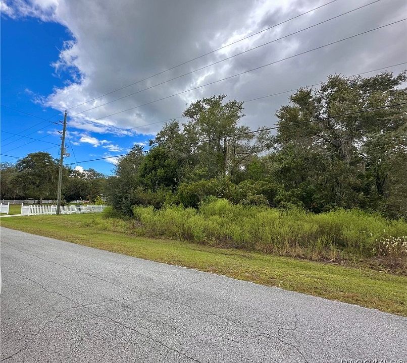 2nd image of LOT 22 SW Breakwater Blvd