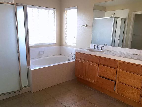 4th image of 11350 Trillium Way