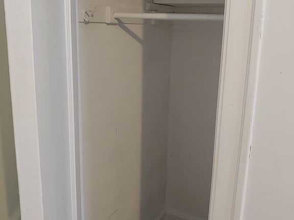 bdrm closet