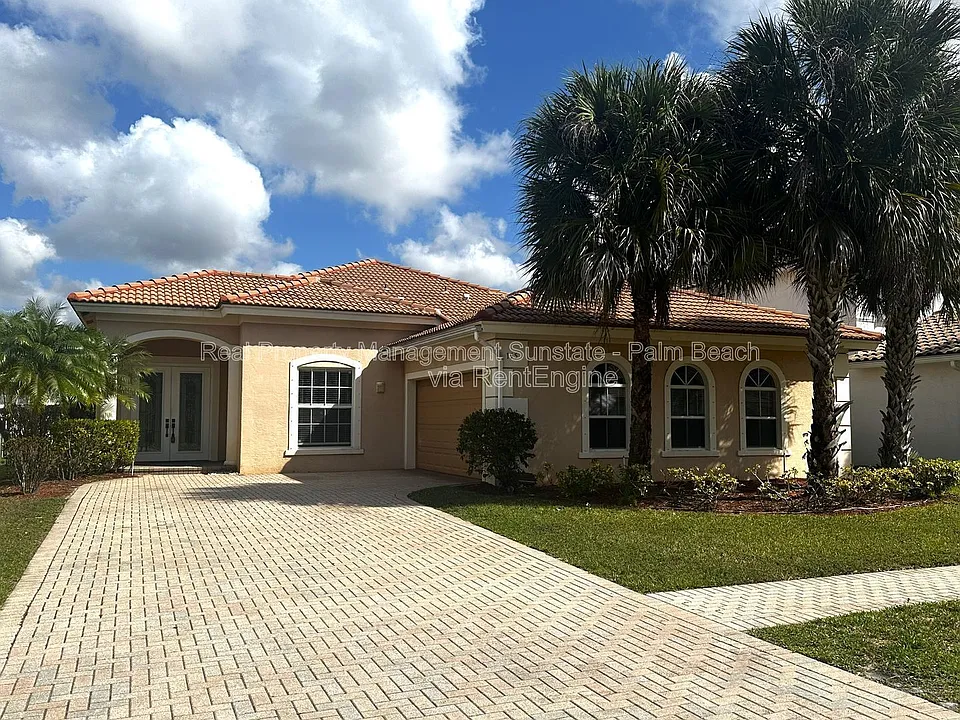 155 Bella Vista Way