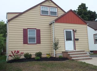 3 Adams St, Somerville, NJ 08876