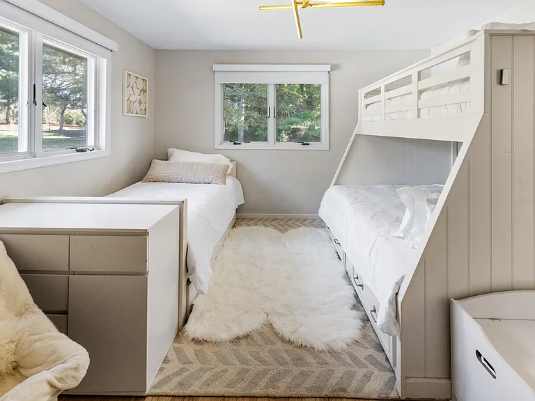 303 Montauk Hwy — Photo 20