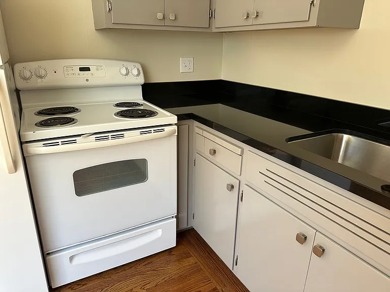 515 Chestnut St #104 — Photo 2
