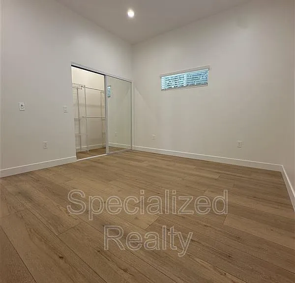 1135 Scofield Dr #A — Photo 12