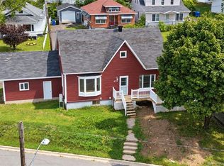470 Riverside Dr, Bathurst, NB E2A2M1