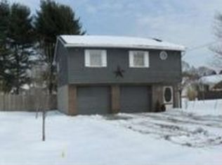 805 Grove Ave, Zanesville, OH 43701