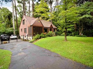 2218 W Rugby Ave, Atlanta, GA 30337