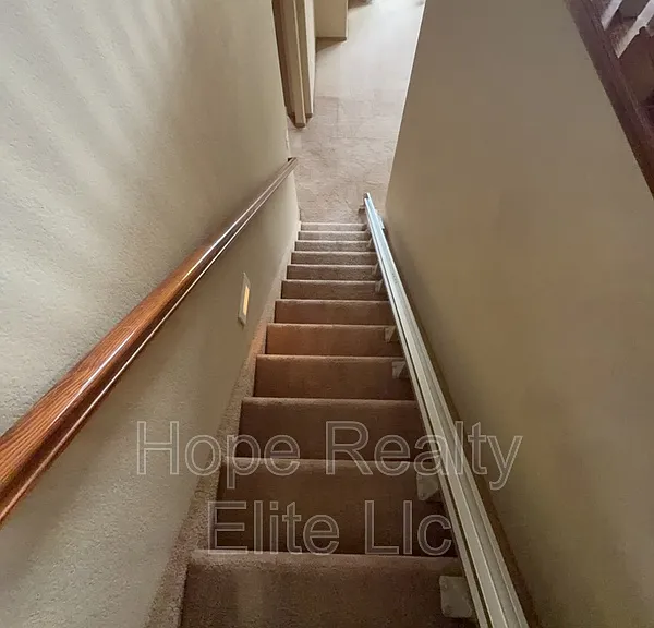 10931 Glen Canyon Dr — Photo 22