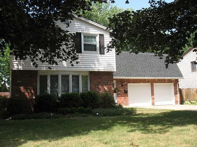 1st image of 198 Sherburn Dr