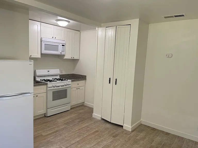 405 Norman Dr #2 — Photo 9