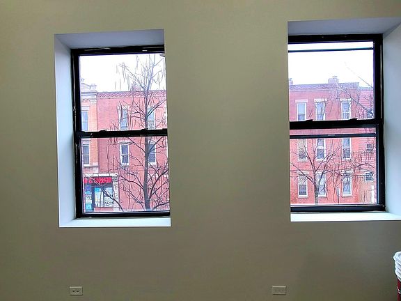 3rd image of 2258 W 21st St S #3R