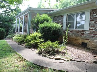 1521 Brown Rd, Knoxville, TN 37920