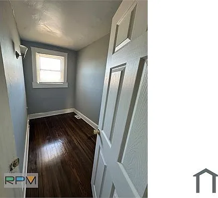 2308 Garrett Ave — Photo 7