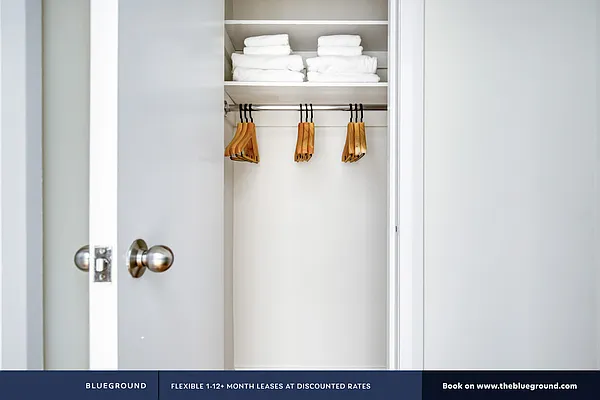 Rented by The Blueground | media 30