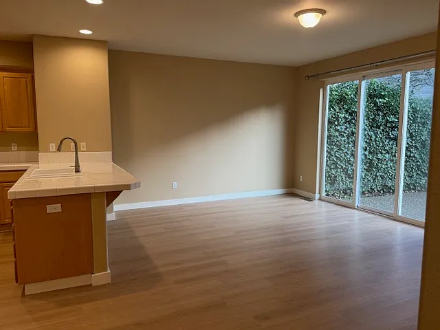15970 SW Snowy Owl Ln — Photo 8